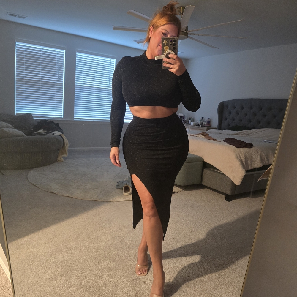 Elegant Black Women's Skirt